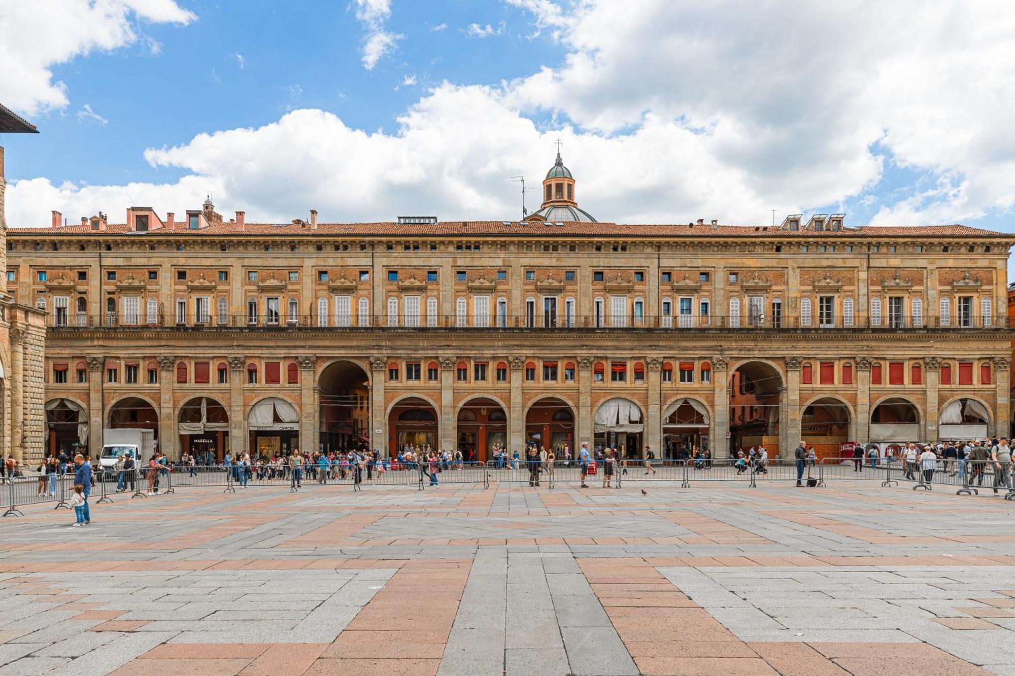 Immobo Domus - Piazza Maggiore View Bologne Extérieur photo